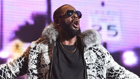 R Kelly Net Worth - How He Lost His Fortune » PLAY LOUDER