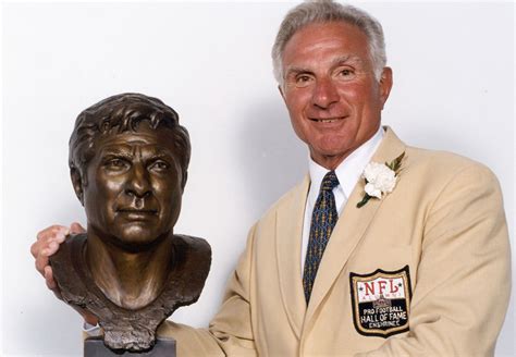 Nick Buoniconti - Linebacker | 1962-1968 | The Patriots Hall of Fame