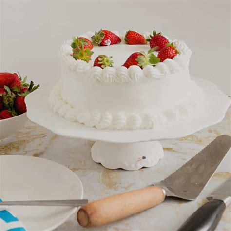 Genoise - Light and Airy Sponge Genoise Cake Recipe - Veena Azmanov