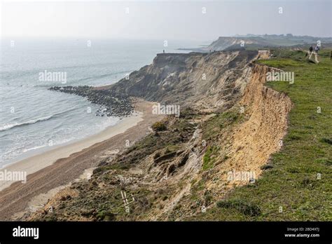 Coastal erosion along the coastline between Milford-on-Sea and Barton ...