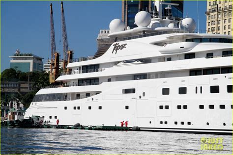 See Leonardo DiCaprio's Insane Luxury Yacht He Rented for World Cup ...