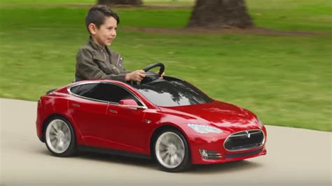 Radio Flyer to sell Tesla Model S for kids