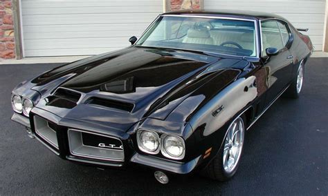 1972 PONTIAC GTO 2 DOOR COUPE