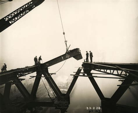 Rare Historical Photos of Construction of the Tyne Bridge in Newcastle upon Tyne