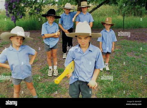 Australian children at an outback primary school, Australia Stock Photo - Alamy