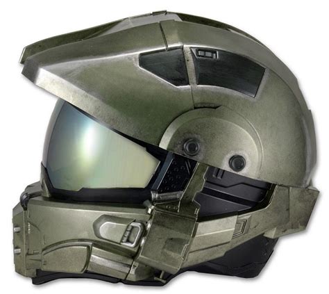 There is a Master Chief motorcycle helmet coming this year | VG247