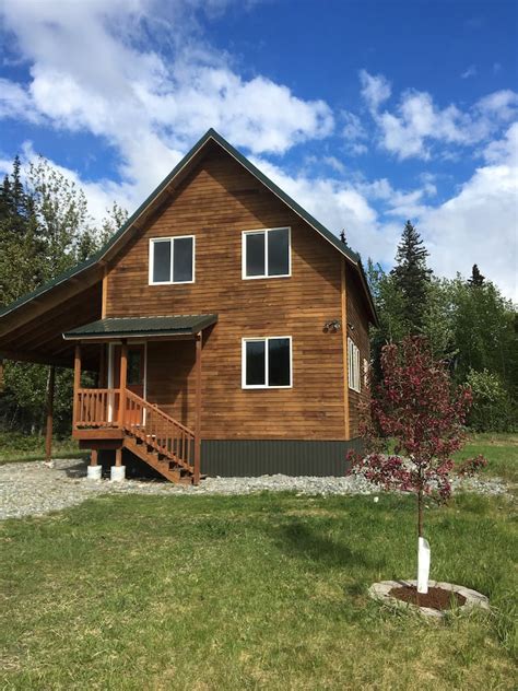 Rustic Moose Cabins - Cabins for Rent in Palmer, Alaska, United States