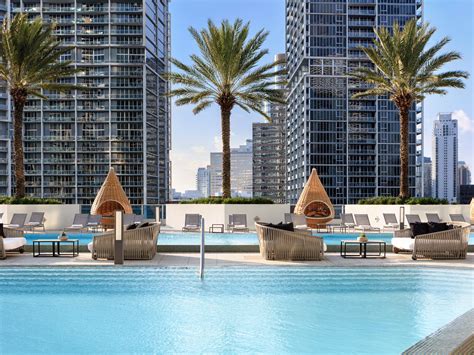 Kimpton EPIC Hotel in Downtown Miami | Kimpton Hotel