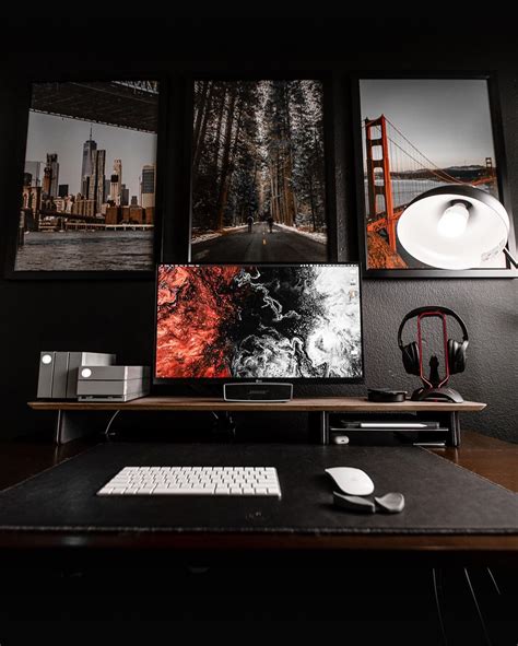 5 Perfect Wallpaper for PC Desk Setups - Minimal Desk Setups