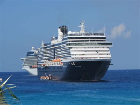 Cruises To Grand Cayman, 4 Things To Do In Port