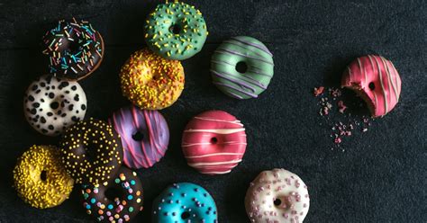 What Is a Baker's Dozen? (And Why?) - Insanely Good