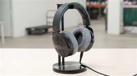 Beyerdynamic DT 900 PRO X Review - RTINGS.com