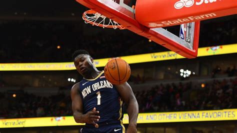 Zion Williamson throws down 360 dunk in New Orleans Pelicans preseason win over Chicago Bulls ...