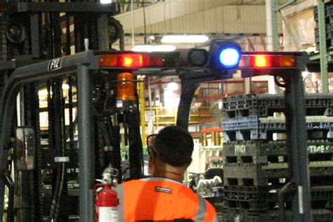 LED Warning Lights vs. Strobes for Forklift Safety | Cisco-Eagle