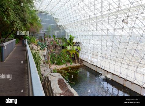 Biosphere 2 interior hi-res stock photography and images - Alamy