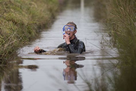 Bog snorkelling in Llanwrtyd Wells, mid Wales - Matthew Horwood Photography