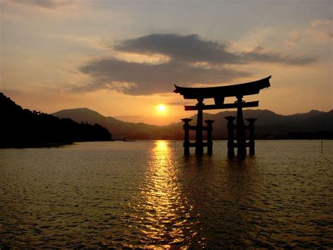 O Torii | Sunset, Sunrise sunset, Torii gate