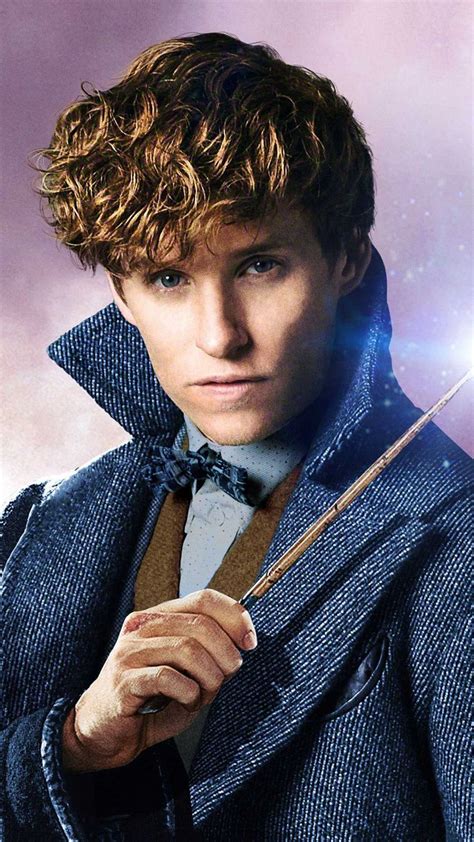 Newt Scamander Wallpaper - iXpap in 2022 | Eddie redmayne fantastic beasts, Harry potter ...