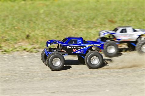 Traxxas Bigfoot - What You Need to Know - RC Driver