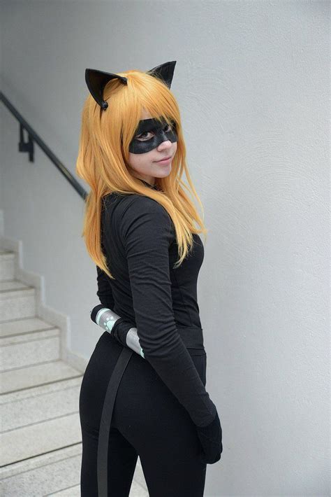 Chat noir cosplay by koneeko-official | One piece cosplay, Cat woman costume, Gender bend cosplay