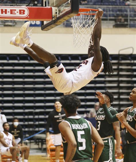 UTSA basketball adds Thursday tuneup game ahead of Conference USA ...