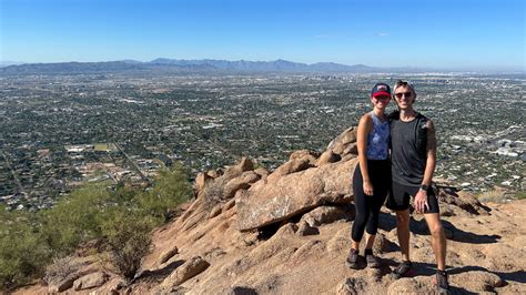 Hiking the Echo Canyon Trail & Camelback Mountain in Phoenix