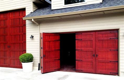 Bi-fold Garage Door | Non-warping patented wooden pivot door, sliding ...