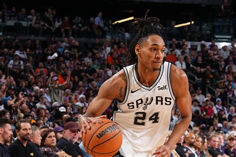 Devin Vassell injury updates: Spurs SG will return Wednesday vs. Knicks ...