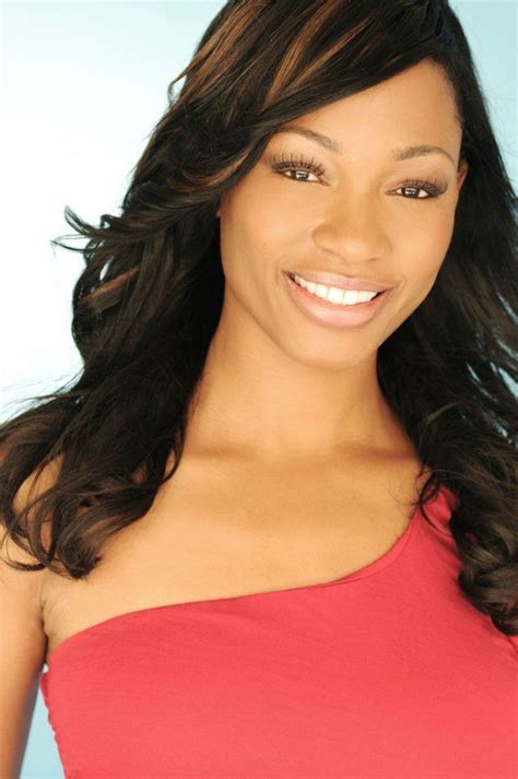 Cari Champion. ESPN analyst. | Cari champion, Beautiful black women ...