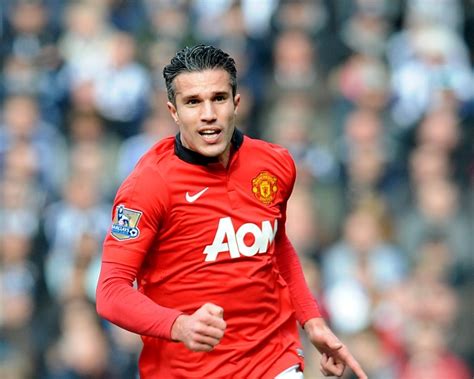 Robin Van Persie Happy to Stay at Manchester United, David Moyes Eyes ...