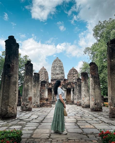 Sukhothai Historical Park: A Comprehensive Travel Guide | Polyglot Petra