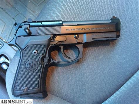 ARMSLIST - For Sale: Beretta 92FS compact w/rail