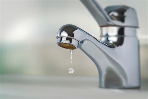 Most Common Causes of a Leaky Faucet | Fosh Plumbing