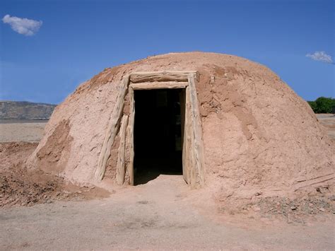 Navajo Hogan - Google Search www.southwestdesertpottery.com | Southwest Desert Pottery ...