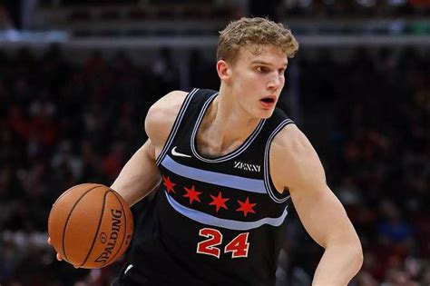 Lauri Markkanen : Chicago Bulls: Lauri Markkanen is the key to making ...