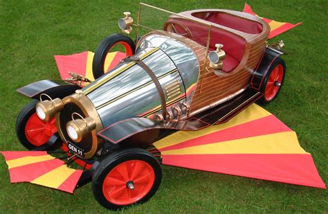 Original Chitty Chitty Bang Bang Car for Auction - eXtravaganzi