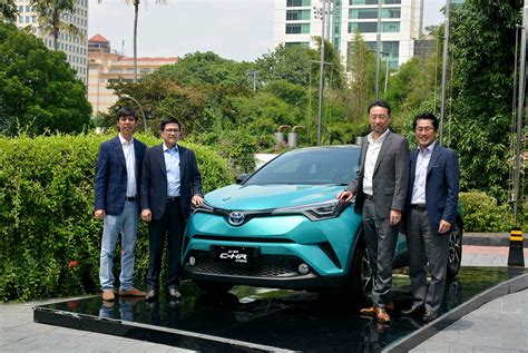 Toyota Pasarkan C-HR Hybrid Electrified Vehicle untuk Segmen Nasional ...