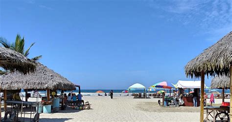 Olon Beach, Santa Elena (Ecuador) | South America travel guide