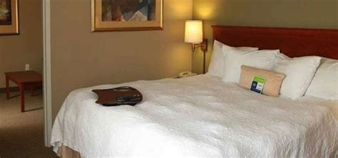 Kelly Inn and Suites Mitchell, Mitchell | Roadtrippers