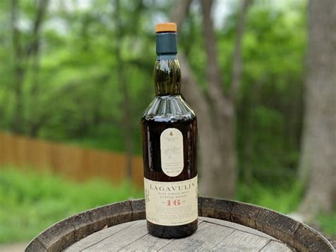 Whisky Review: Lagavulin 16 Year Single Malt Scotch Whisky – Thirty-One ...