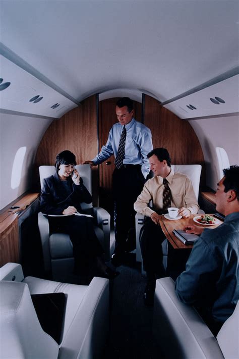 Jet airlines test: bombardier challenger 300 interior