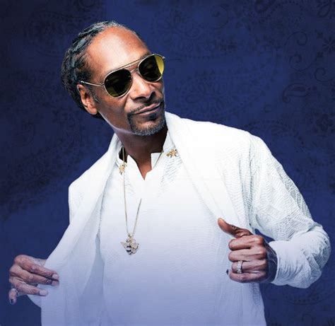 Snoop Dogg Announces 2023 UK & Ireland Tour with Warren G, D12, & More ...