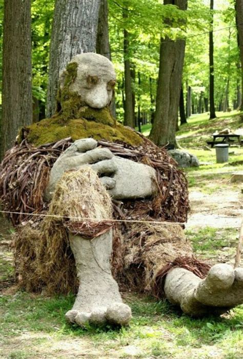 Land Kunst | Garden art sculptures, Outdoor art, Land art