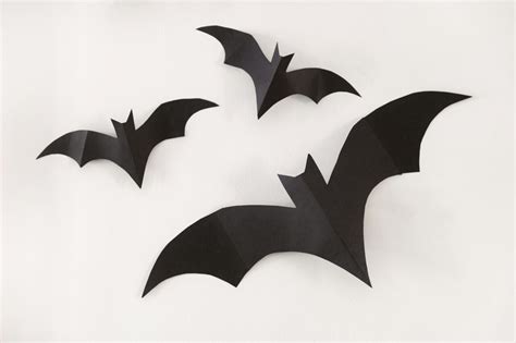 Easy DIY Paper Bats | Pretty Together