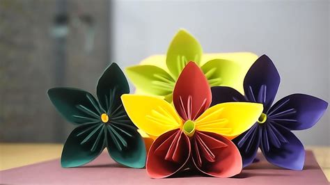 7 Tips to Craft a Blissful Handmade Paper Flower: 10 Mins Crafts | Arun ...