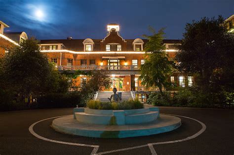 Edgefield Hotel - McMenamins