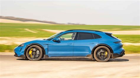 Porsche Taycan Turbo S Cross Turismo 2021 review