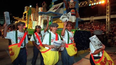 A look back at the old Orange Bowl Parade in downtown Miami | Miami Herald