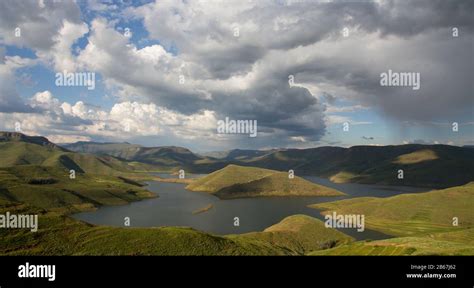 Mohale dam hi-res stock photography and images - Alamy