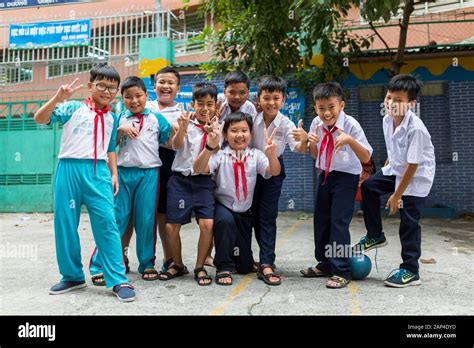 Vietnamese in school uniform hi-res stock photography and images - Alamy